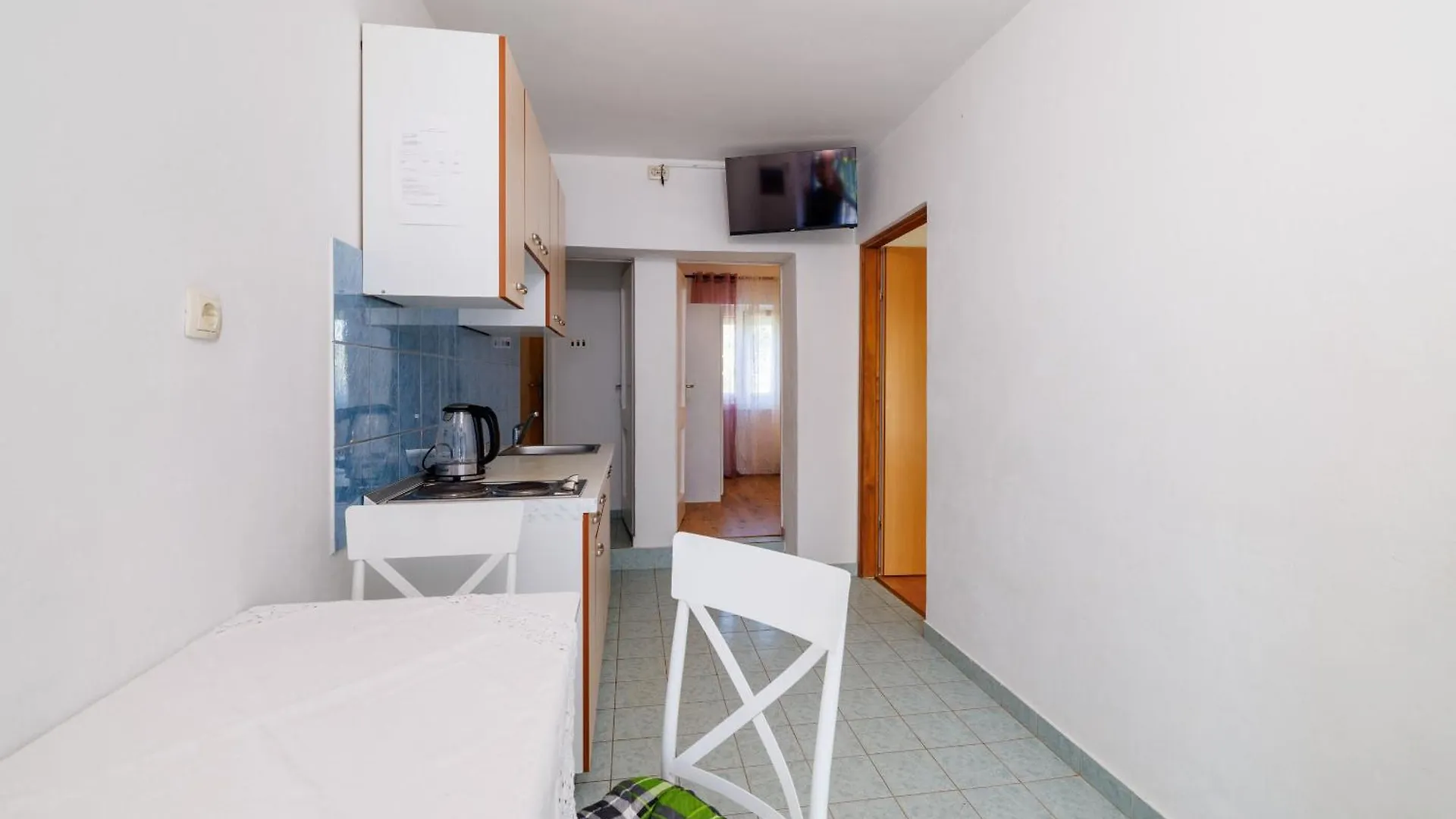 Apartments Ivan Lopar 0*,