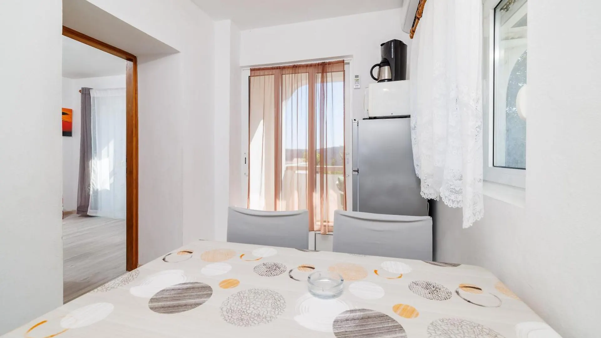 Apartments Ivan Lopar